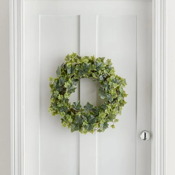 Artificial Outdoor Ivy Wreath 1 Artificial Outdoor Ivy Wreath