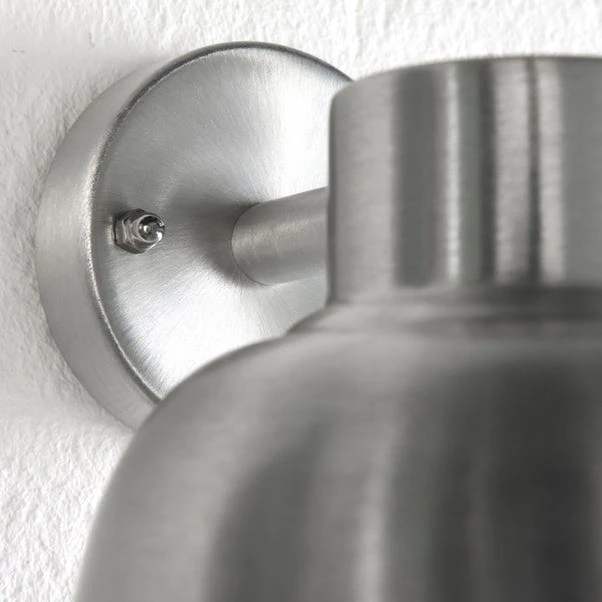 Maxwell Industrial Outdoor Wall Light 4 Maxwell Industrial Outdoor Wall Light - Image 4