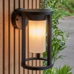 Vogue Butler Outdoor Wall Light -EGLO Shop 30789768 alt02