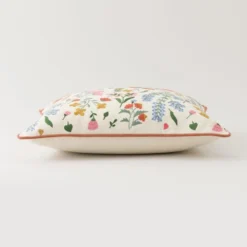 Embroidered Ditsy Floral Cushion -EGLO Shop 30828665 alt03