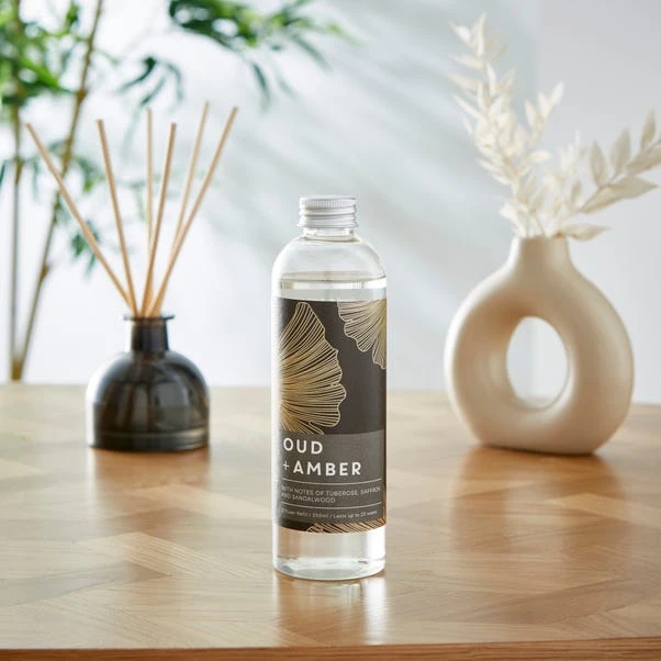 Oud And Amber Diffuser Refill 1 Oud And Amber Diffuser Refill