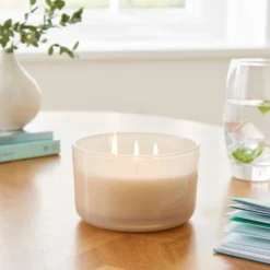 Vanilla And Sandalwood Multi Wick Candle