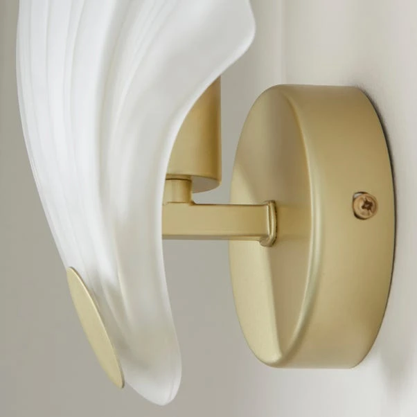 Shell Coastal Bathroom Wall Light 3 Shell Coastal Bathroom Wall Light - Image 3