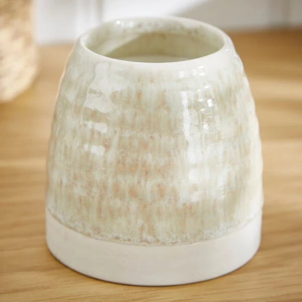 Churchgate Vanilla & Sandalwood Candle 8 Churchgate Vanilla & Sandalwood Candle - Image 8