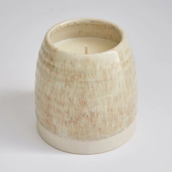 Churchgate Vanilla & Sandalwood Candle 4 Churchgate Vanilla & Sandalwood Candle - Image 4