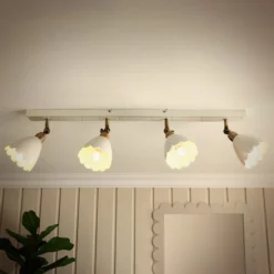 Remi Scalloped 4 Light Adjustable Spotlight Bar 19 Remi Scalloped 4 Light Adjustable Spotlight Bar -EGLO Shop 30921698 alt01