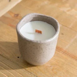Pink Pepper & Cedarwood Ceramic Crackle Candle 9 Pink Pepper & Cedarwood Ceramic Crackle Candle -EGLO Shop 30923411 alt02