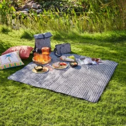 Polka Dot Picnic Blanket