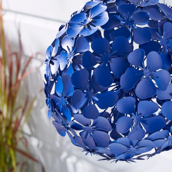 Sophie Robinson Metal Hanging Hydrangea 2 Sophie Robinson Metal Hanging Hydrangea - Image 2