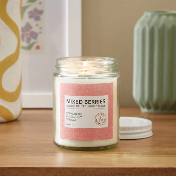 Odour Neutralising Candle Red Berries 1 Odour Neutralising Candle Red Berries