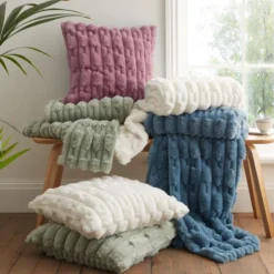 Bianca Carved Faux Fur Square Cushion -EGLO Shop 30969821 alt08