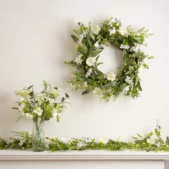 Artificial White Floral Daisy Garland -EGLO Shop 30975105 alt03