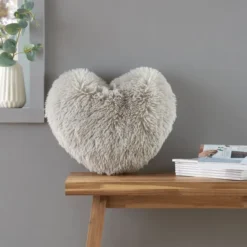 Catherine Lansfield Cuddly Heart Cushion 15 Catherine Lansfield Cuddly Heart Cushion -EGLO Shop 30983258